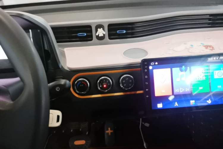 Used Wuling Hongguang MINIEV 2022 Easy Version Lithium Iron Phosphate Audio And AC Panel