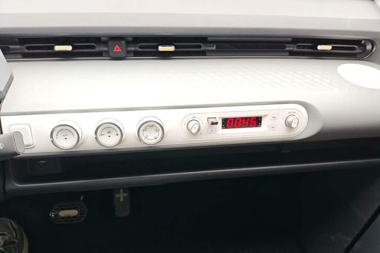 Used Wuling Hongguang MINIEV 2022 GAMEBOY 200km Gaming Edition with Lithium Iron Phosphate Audio And AC Panel