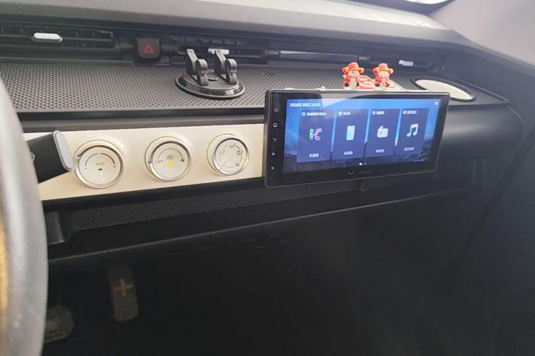 Used Wuling Hongguang MINIEV 2022 GAMEBOY 200km Gaming Edition with Lithium Iron Phosphate Audio And AC Panel