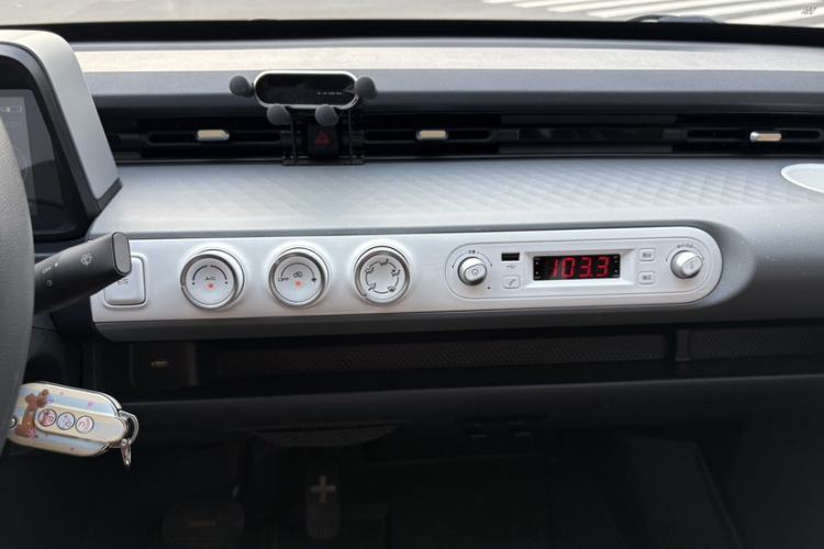 Used Wuling Hongguang MINIEV 2022 GAMEBOY 200km Gaming Edition with Lithium Iron Phosphate Audio And AC Panel