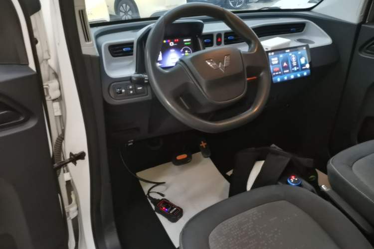 Used Wuling Hongguang MINIEV 2022 Enjoy Edition Lithium Iron Phosphate Center Console