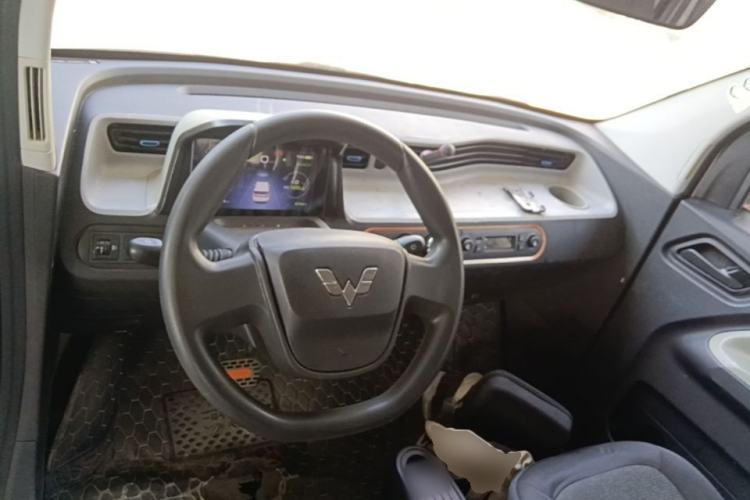 Used Wuling Hongguang MINIEV 2022 Enjoy Edition Lithium Iron Phosphate Center Console