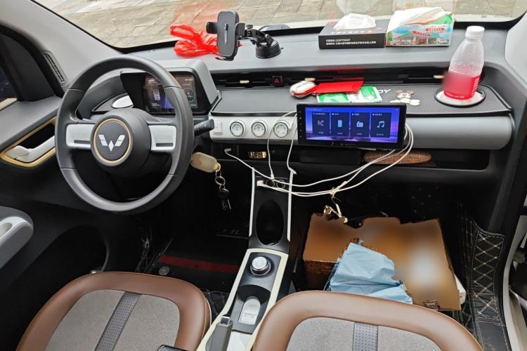 Used Wuling Hongguang MINIEV 2022 GAMEBOY 200km Gaming Edition with Lithium Iron Phosphate Center Console