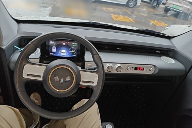 Used Wuling Hongguang MINIEV 2022 GAMEBOY 200km Gaming Edition with Lithium Iron Phosphate Center Console