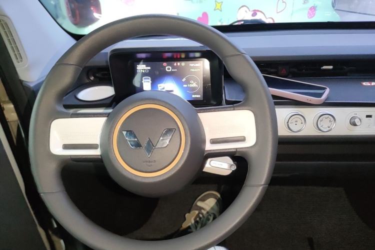 Used Wuling Hongguang MINIEV 2022 GAMEBOY 200km Gaming Edition with Lithium Iron Phosphate Center Console