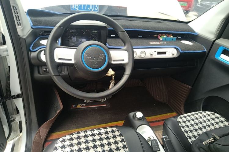 Used Wuling Hongguang MINIEV 2022 GAMEBOY 200km Gaming Edition with Lithium Iron Phosphate Center Console