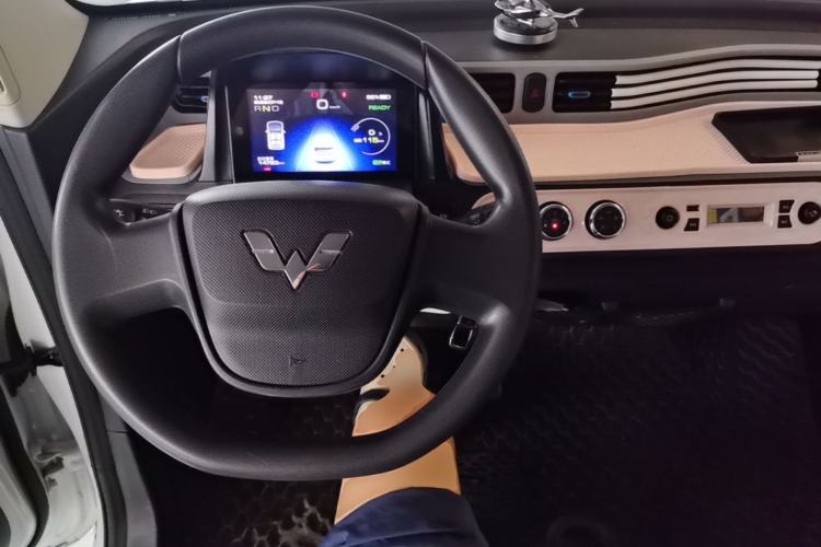Used Wuling Hongguang MINIEV 2022 Enjoy Edition Lithium-Ion Battery Center Console