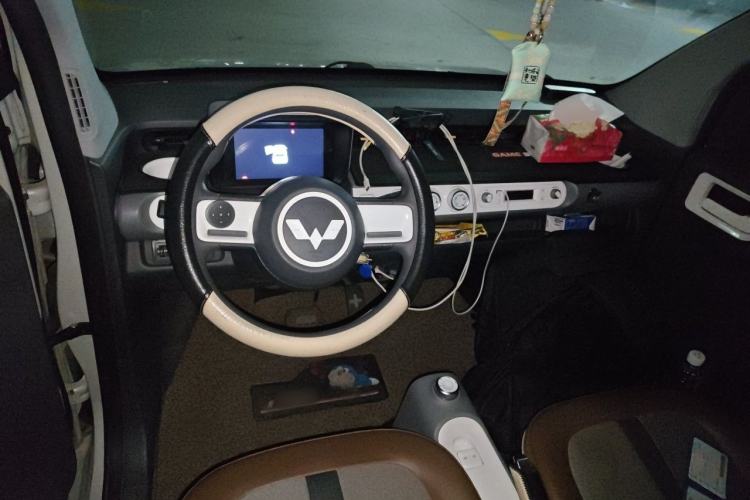 Used Wuling Hongguang MINIEV 2022 GAMEBOY 200km Gaming Edition with Lithium Iron Phosphate Center Console