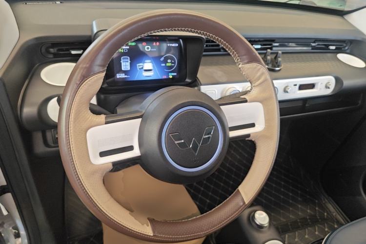 Used Wuling Hongguang MINIEV 2022 GAMEBOY 200km Gaming Edition with Lithium Iron Phosphate Center Console