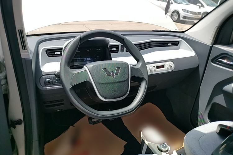 Used Wuling Hongguang MINIEV 2022 Macaron Fashion Edition Lithium-Nickel-Cobalt-Alpha-oxide Center Console