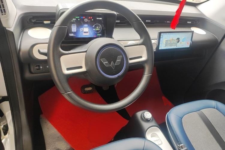 Used Wuling Hongguang MINIEV 2022 GAMEBOY 200km Gaming Edition with Lithium Iron Phosphate Center Console