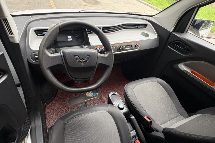 Used Wuling Hongguang MINIEV 2022 Zizai Version Lithium-NMC Center Console
