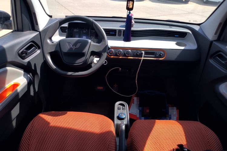 Used Wuling Hongguang MINIEV 2022 Zizai Version Lithium-NMC Center Console