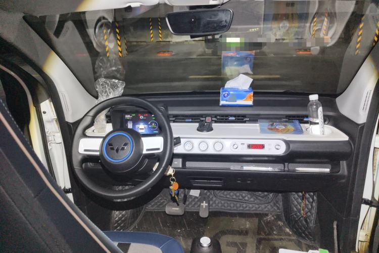 Used Wuling Hongguang MINIEV 2022 GAMEBOY 300km Enthusiast Model with Lithium Iron Phosphate Center Console