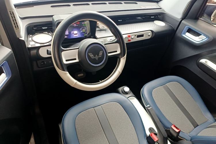 Used Wuling Hongguang MINIEV 2022 GAMEBOY 200km Gaming Edition with Lithium Iron Phosphate Center Console