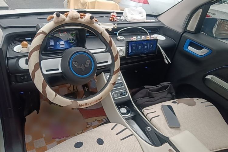 Used Wuling Hongguang MINIEV 2022 GAMEBOY 300km Enthusiast Model with Lithium Iron Phosphate Center Console