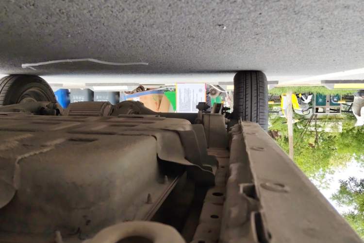 Used Wuling Hongguang MINIEV 2022 Macaron Premium Model – Lithium Ternary Battery Chassis Front Right