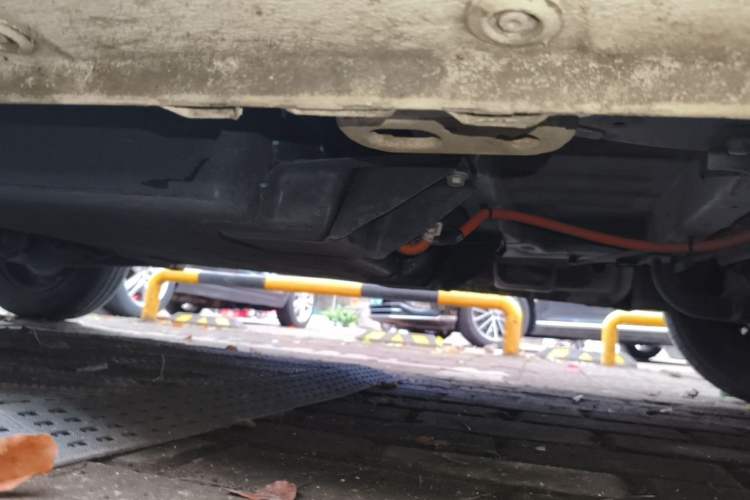 Used Wuling Hongguang MINIEV 2022 Zizai Version Lithium Iron Phosphate Chassis Front Right