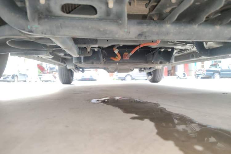 Used Wuling Hongguang MINIEV 2022 Zizai Version Lithium Iron Phosphate Chassis Rear