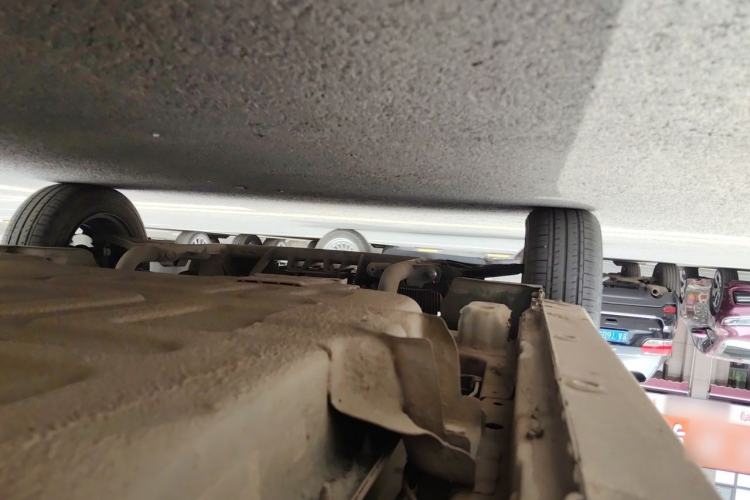 Used Wuling Hongguang MINIEV 2022 Macaron Premium Model – Lithium Ternary Battery Chassis Rear Left
