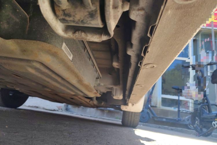 Used Wuling Hongguang MINIEV 2022 Macaron Fashion Model Lithium Iron Phosphate Chassis Rear Right