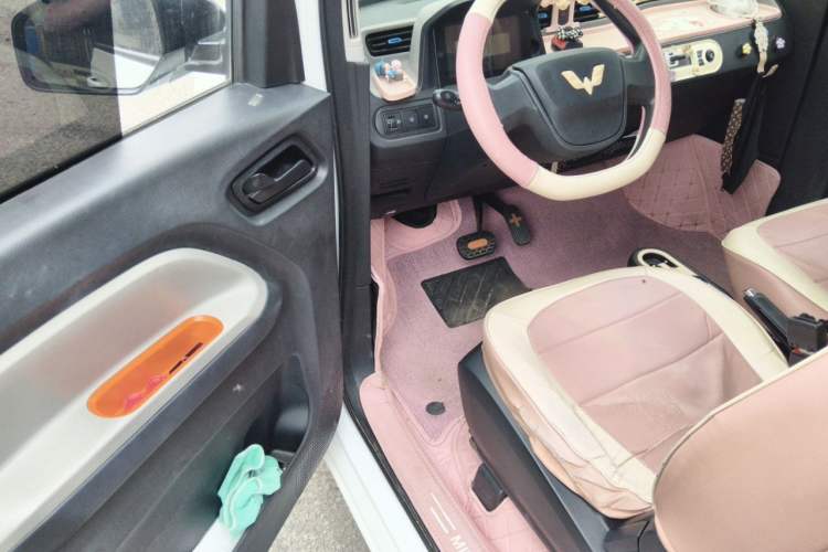 Used Wuling Hongguang MINIEV 2022 Easy Version Lithium-NMC Driver Seat