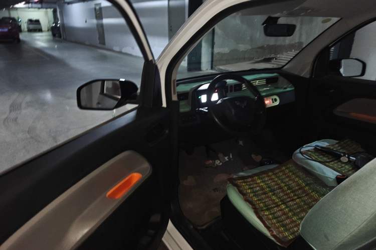Used Wuling Hongguang MINIEV 2022 Easy Version Lithium-NMC Driver Seat