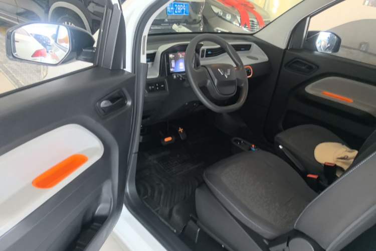 Used Wuling Hongguang MINIEV 2022 Zizai Version Lithium Iron Phosphate Driver Seat