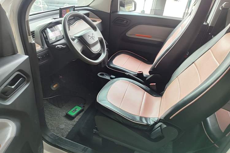 Used Wuling Hongguang MINIEV 2022 Easy Version Lithium Iron Phosphate Driver Seat