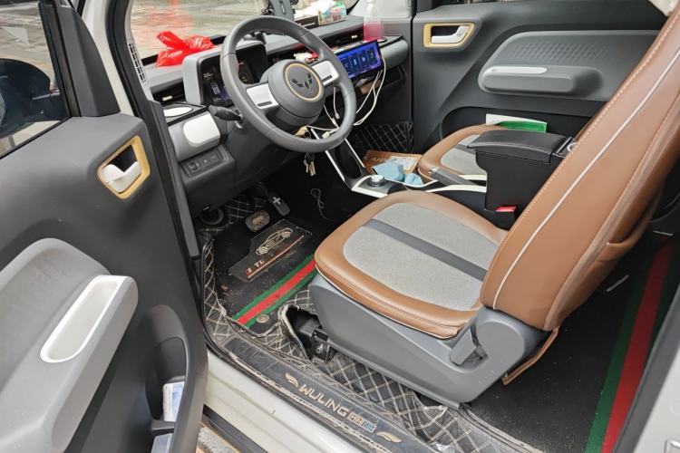 Used Wuling Hongguang MINIEV 2022 GAMEBOY 200km Gaming Edition with Lithium Iron Phosphate Driver Seat