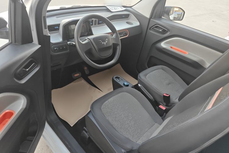 Used Wuling Hongguang MINIEV 2022 Easy Version Lithium Iron Phosphate Driver Seat