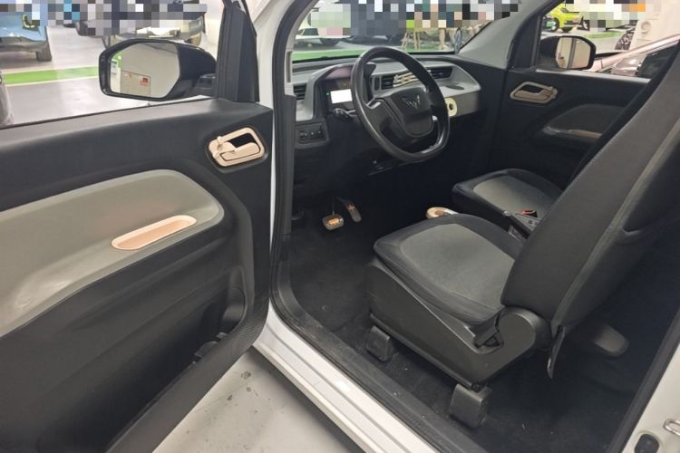 Used Wuling Hongguang MINIEV 2022 Easy Version Lithium Iron Phosphate Driver Seat
