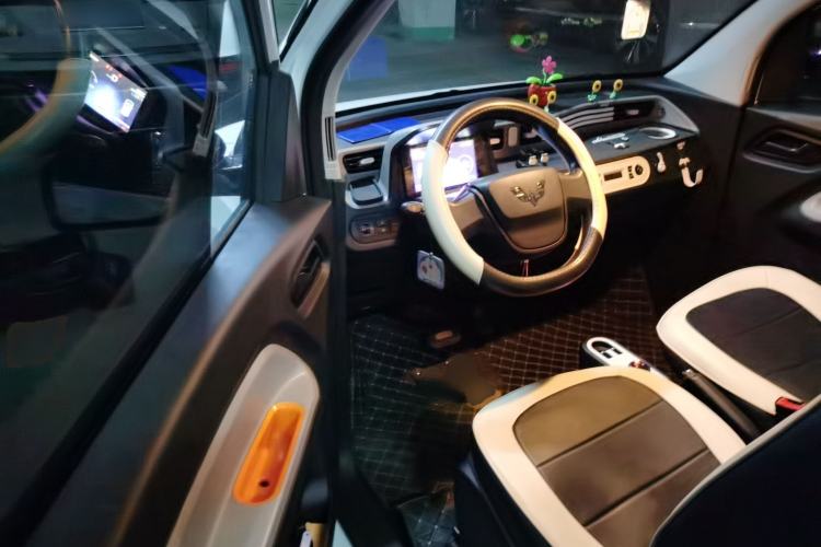 Used Wuling Hongguang MINIEV 2022 Enjoy Edition Lithium-Ion Battery Driver Seat