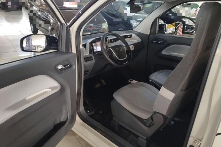 Used Wuling Hongguang MINIEV 2022 Macaron Premium Model – Lithium Iron Phosphate Driver Seat