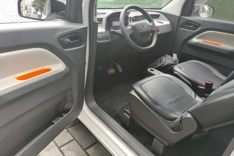 Used Wuling Hongguang MINIEV 2022 Zizai Version Lithium Iron Phosphate Driver Seat