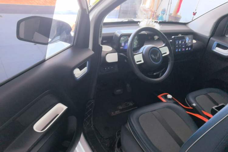Used Wuling Hongguang MINIEV 2022 GAMEBOY 200km Gaming Edition with Lithium Iron Phosphate Driver Seat