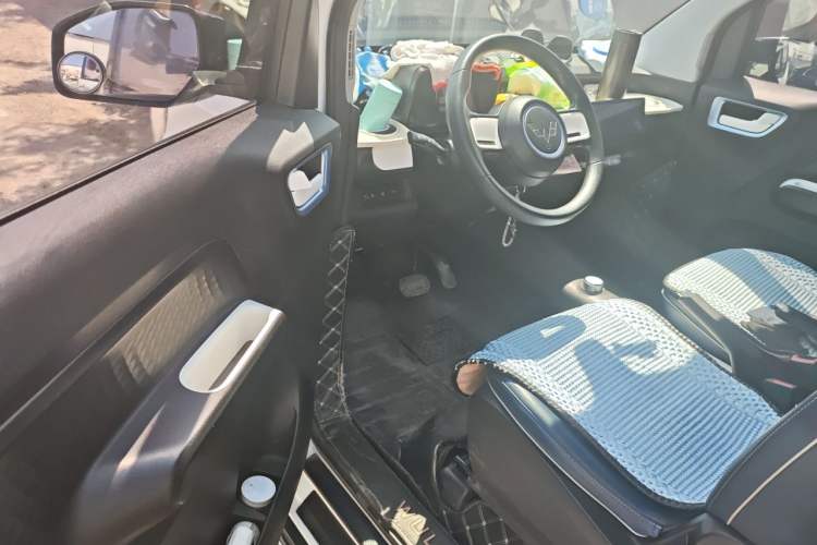 Used Wuling Hongguang MINIEV 2022 GAMEBOY 200km Gaming Edition with Lithium Iron Phosphate Driver Seat