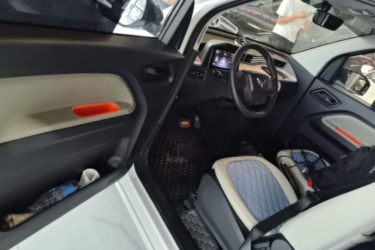 Used Wuling Hongguang MINIEV 2022 Enjoy Edition Lithium-Ion Battery Driver Seat