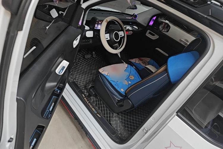 Used Wuling Hongguang MINIEV 2022 GAMEBOY 300km Enthusiast Model with Lithium Iron Phosphate Driver Seat