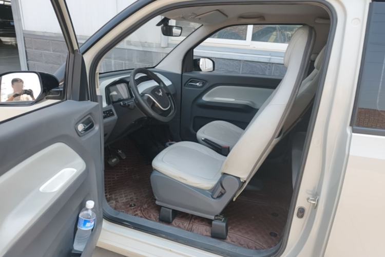 Used Wuling Hongguang MINIEV 2022 Macaron Premium Model – Lithium Iron Phosphate Driver Seat