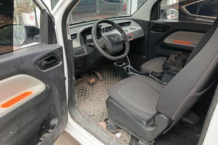 Used Wuling Hongguang MINIEV 2022 Easy Version Lithium-NMC Driver Seat