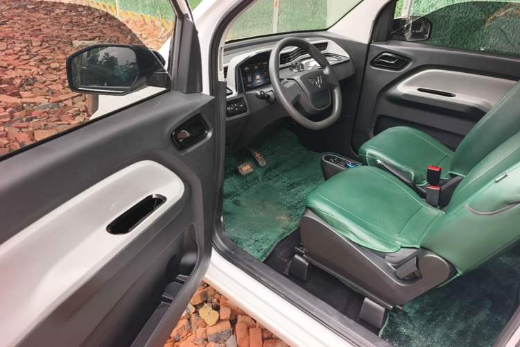Used Wuling Hongguang MINIEV 2022 Zizai Version Lithium Iron Phosphate Driver Seat