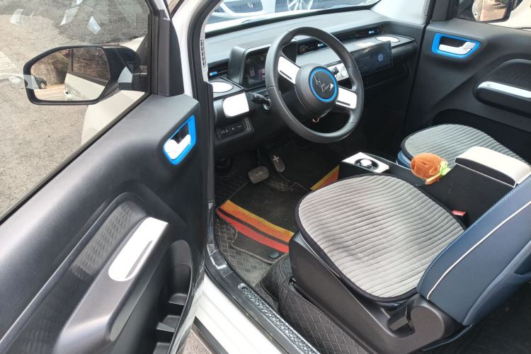 Used Wuling Hongguang MINIEV 2022 GAMEBOY 300km Enthusiast Model with Lithium Iron Phosphate Driver Seat