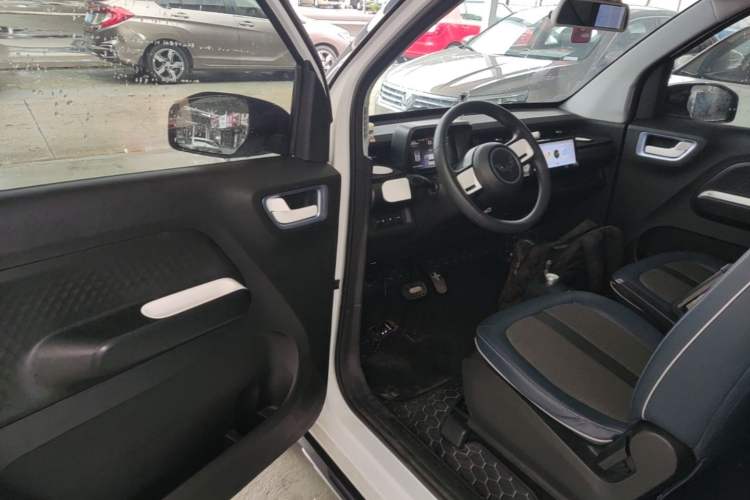 Used Wuling Hongguang MINIEV 2022 GAMEBOY 200km Gaming Edition with Lithium Iron Phosphate Driver Seat