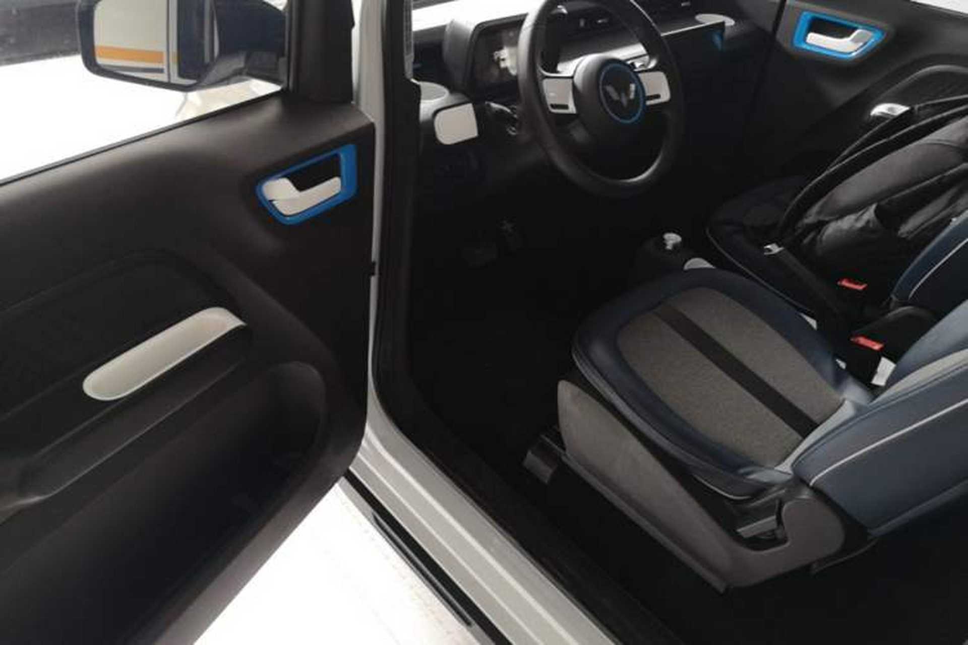 Used Wuling Hongguang MINIEV 2022 GAMEBOY 300km Enthusiast Model with Lithium Iron Phosphate Driver Seat