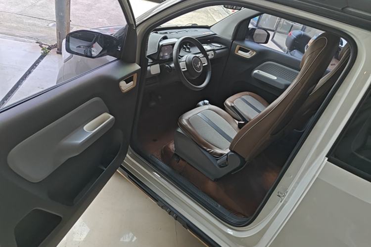 Used Wuling Hongguang MINIEV 2022 GAMEBOY 200km Gaming Edition with Lithium Iron Phosphate Driver Seat