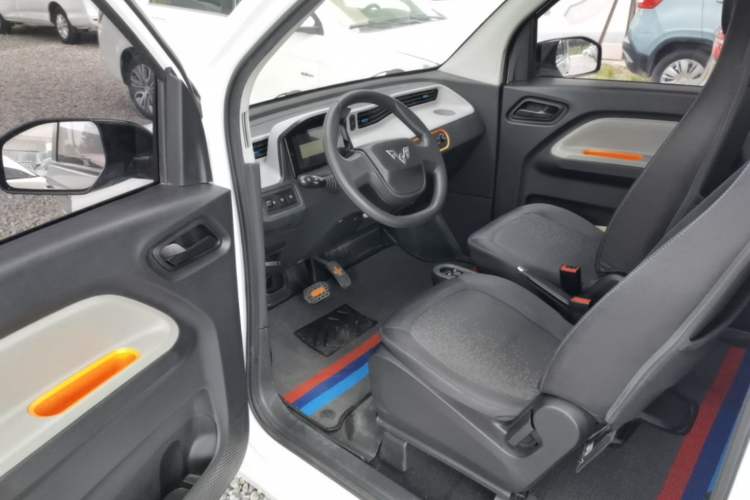 Used Wuling Hongguang MINIEV 2022 Easy Version Lithium-NMC Driver Seat