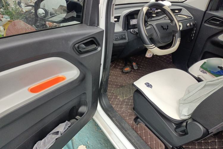Used Wuling Hongguang MINIEV 2022 Easy Version Lithium Iron Phosphate Driver Seat