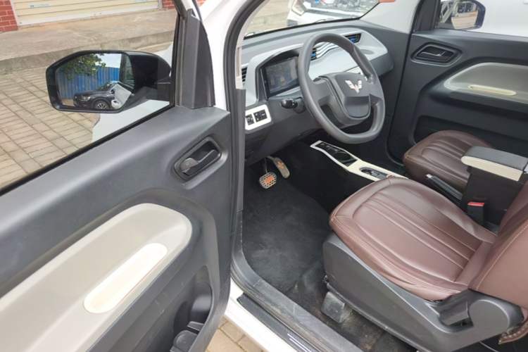 Used Wuling Hongguang MINIEV 2022 Zizai Version Lithium Iron Phosphate Driver Seat