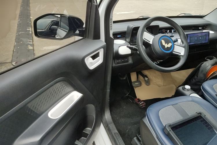 Used Wuling Hongguang MINIEV 2022 GAMEBOY 300km Enthusiast Model with Lithium Iron Phosphate Driver Seat